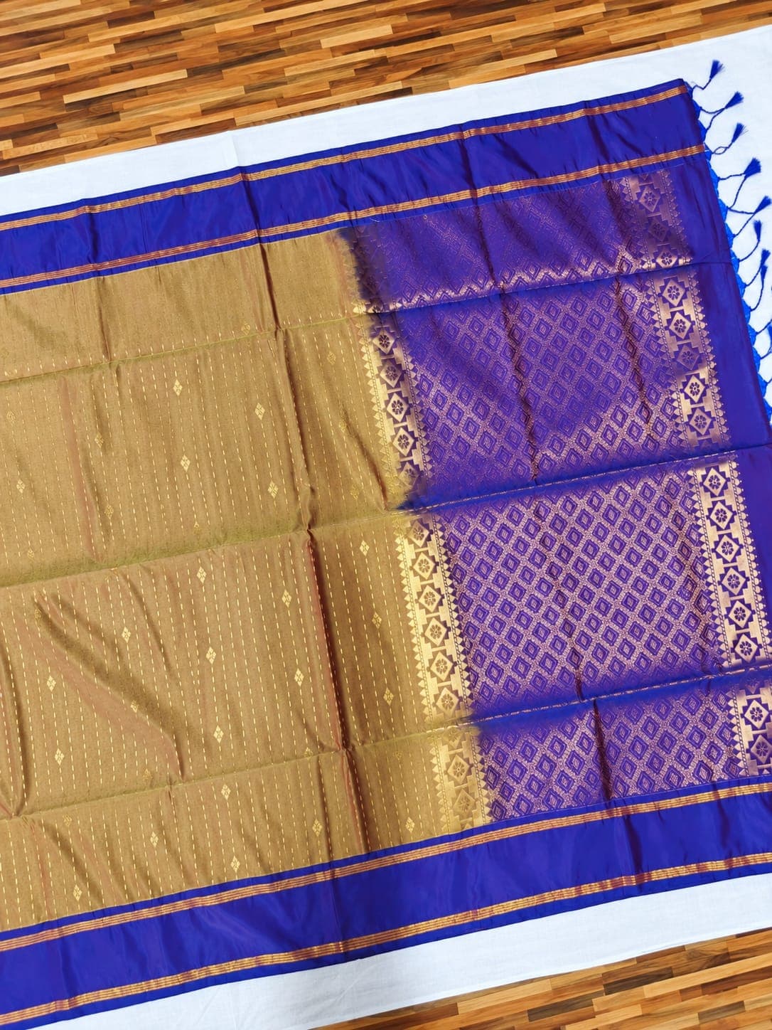 Vairaoosi Soft Silk Saree