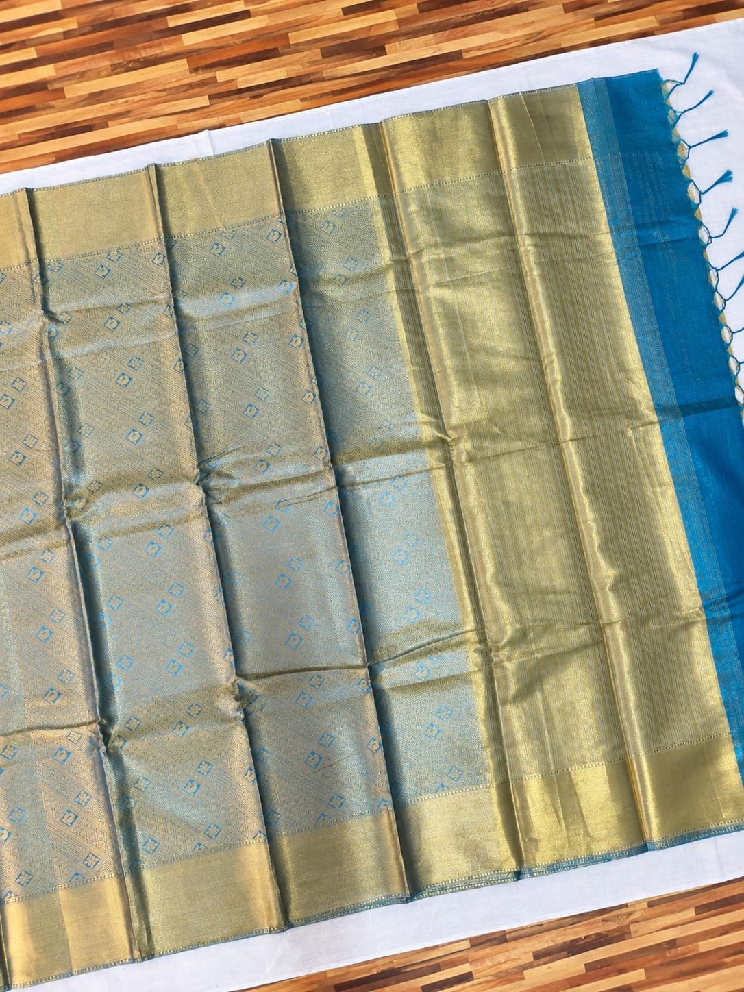 Banaras Tissue Saree