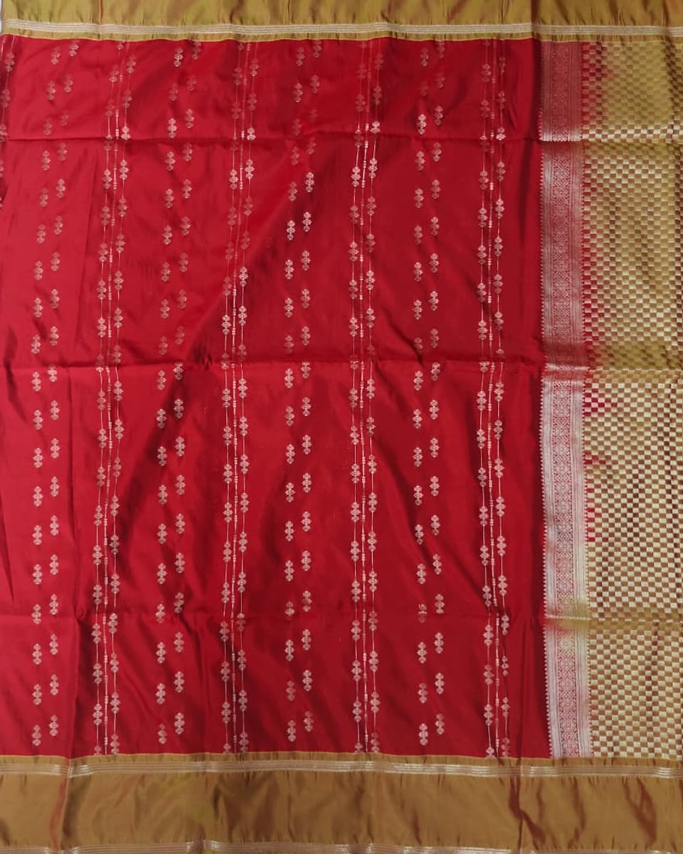 Vairaoosi Soft Silk Saree, Body
