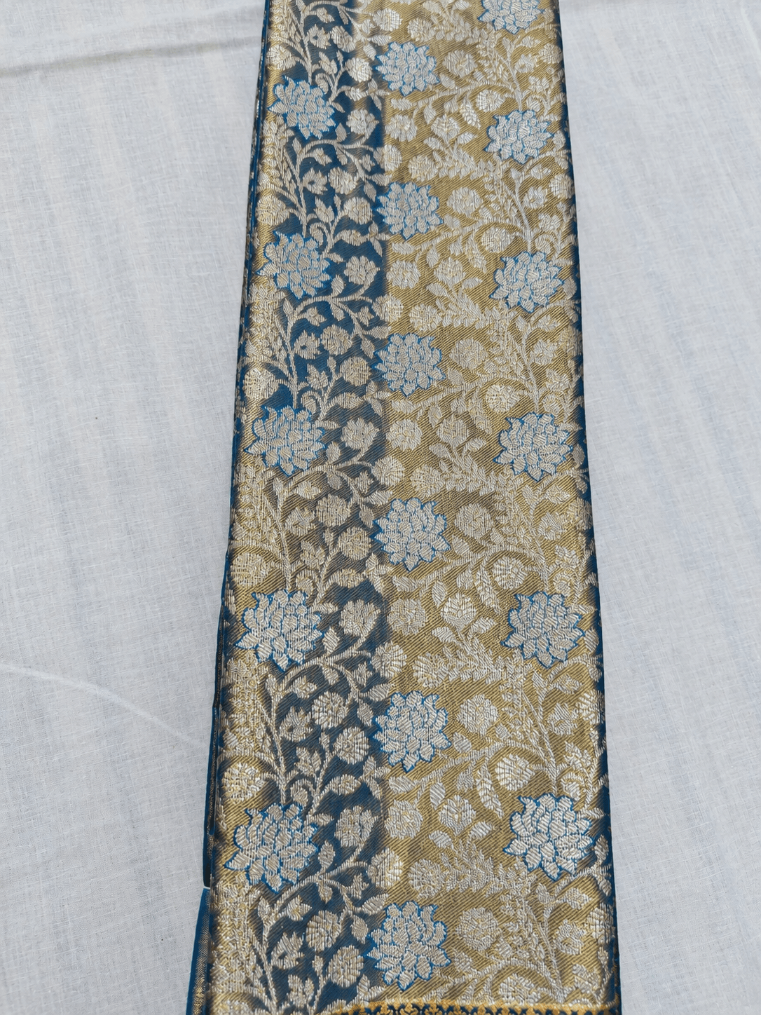 Silk Saree, Body