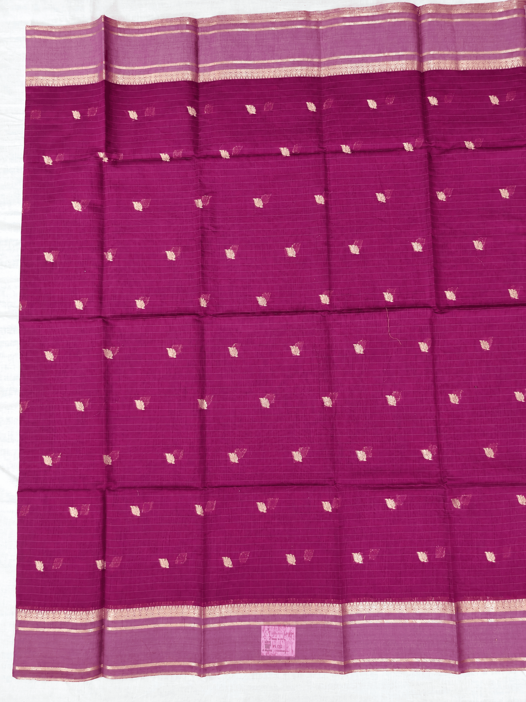 Banaras Cotton Saree, Body