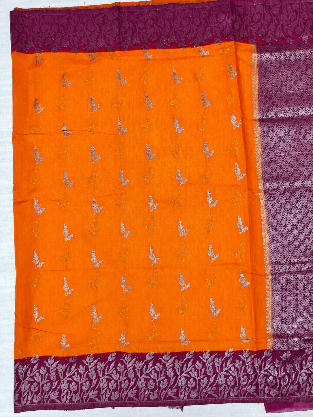 Tussar Linen Saree, Body