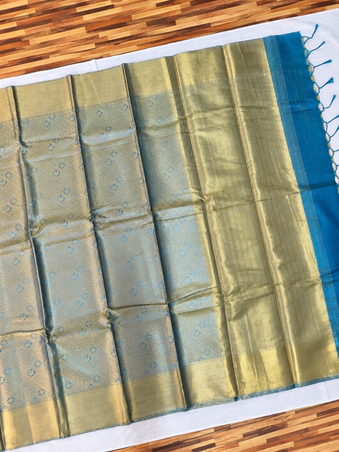 Banaras Tissue Saree