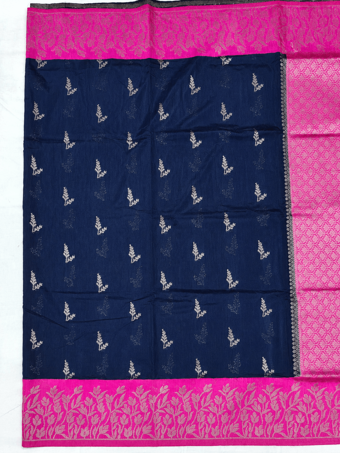 Tussar Linen Saree, Body