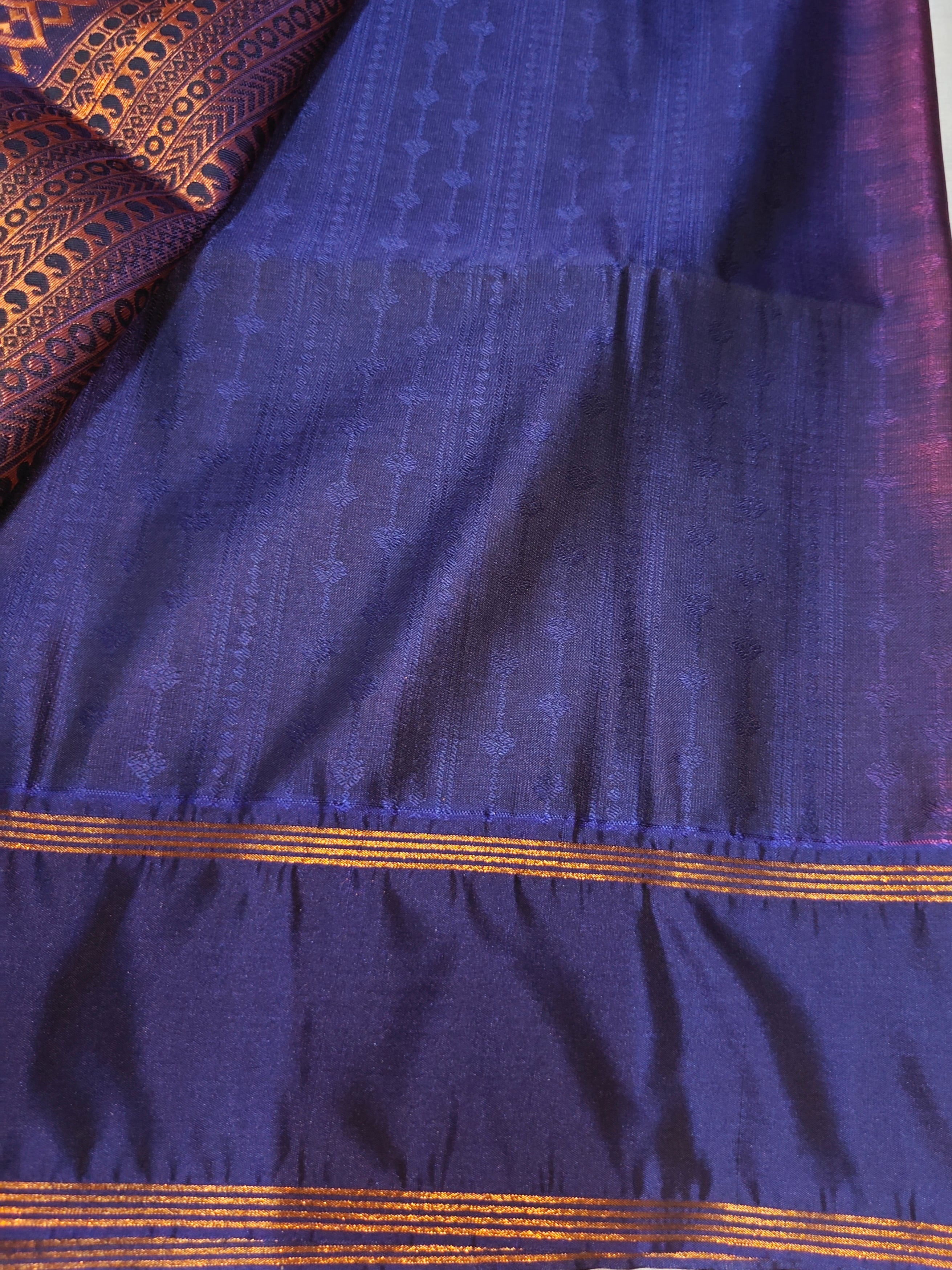 Vairaoosi Soft Silk Saree, Blouse