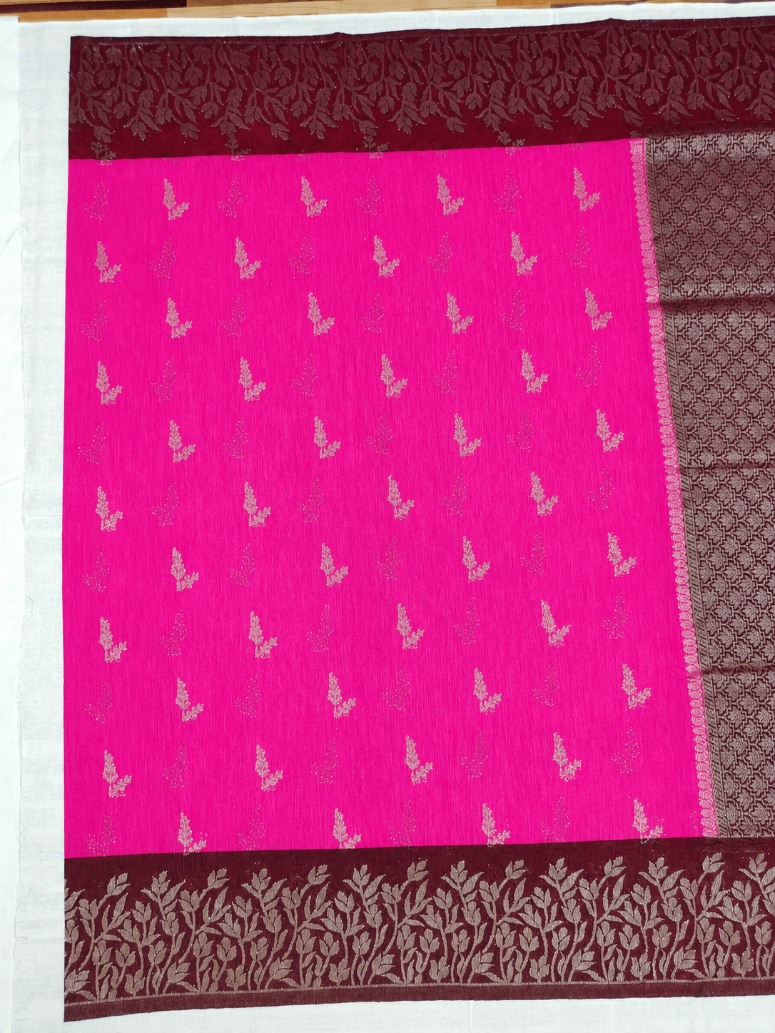 Tussar Linen Saree, Body